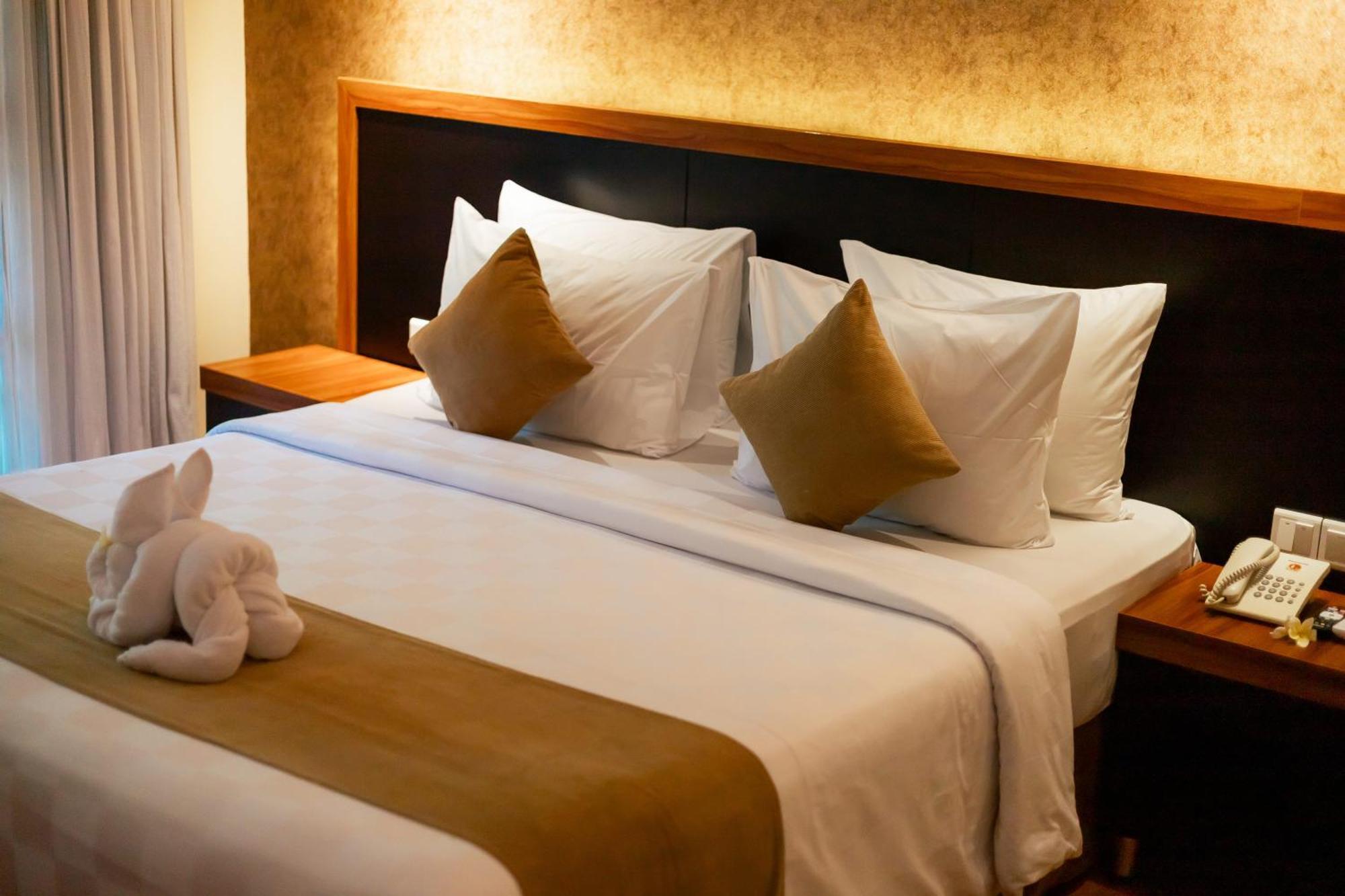 Fourteen Roses Beach Hotel