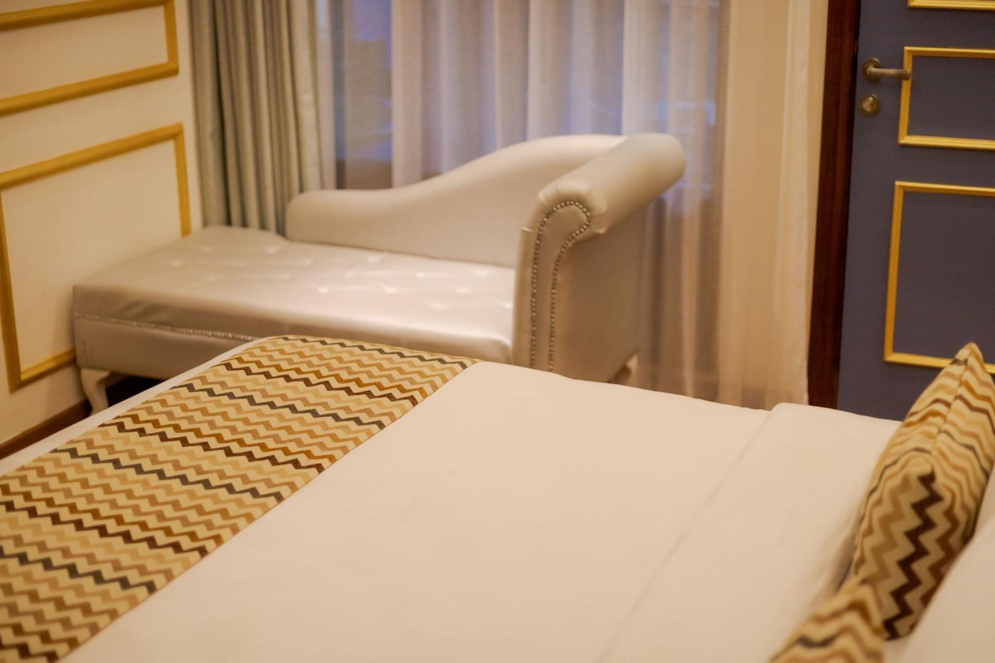 Fourteen Roses Boutique Hotel, Kuta