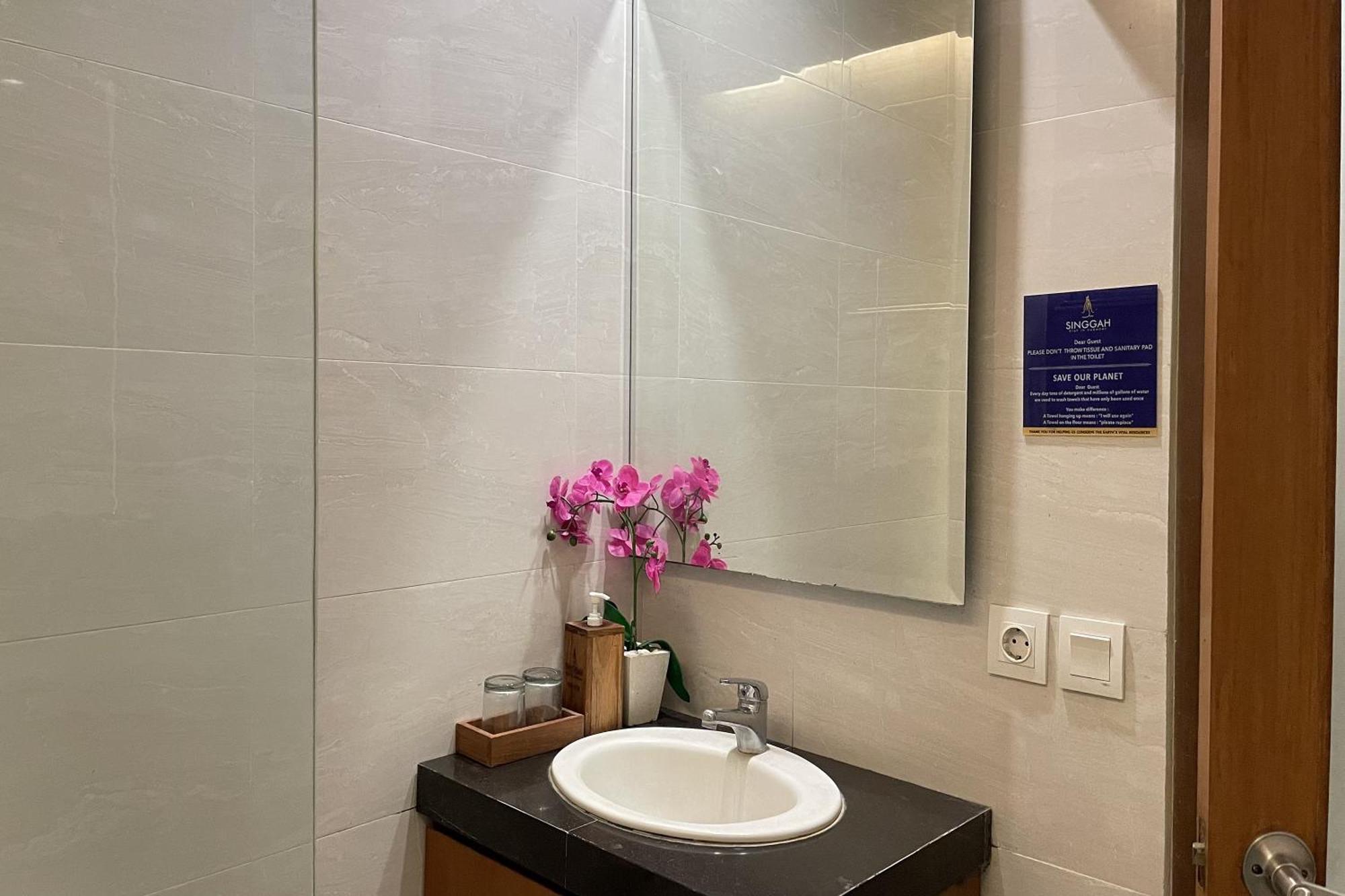 Singgah Hotel 4*