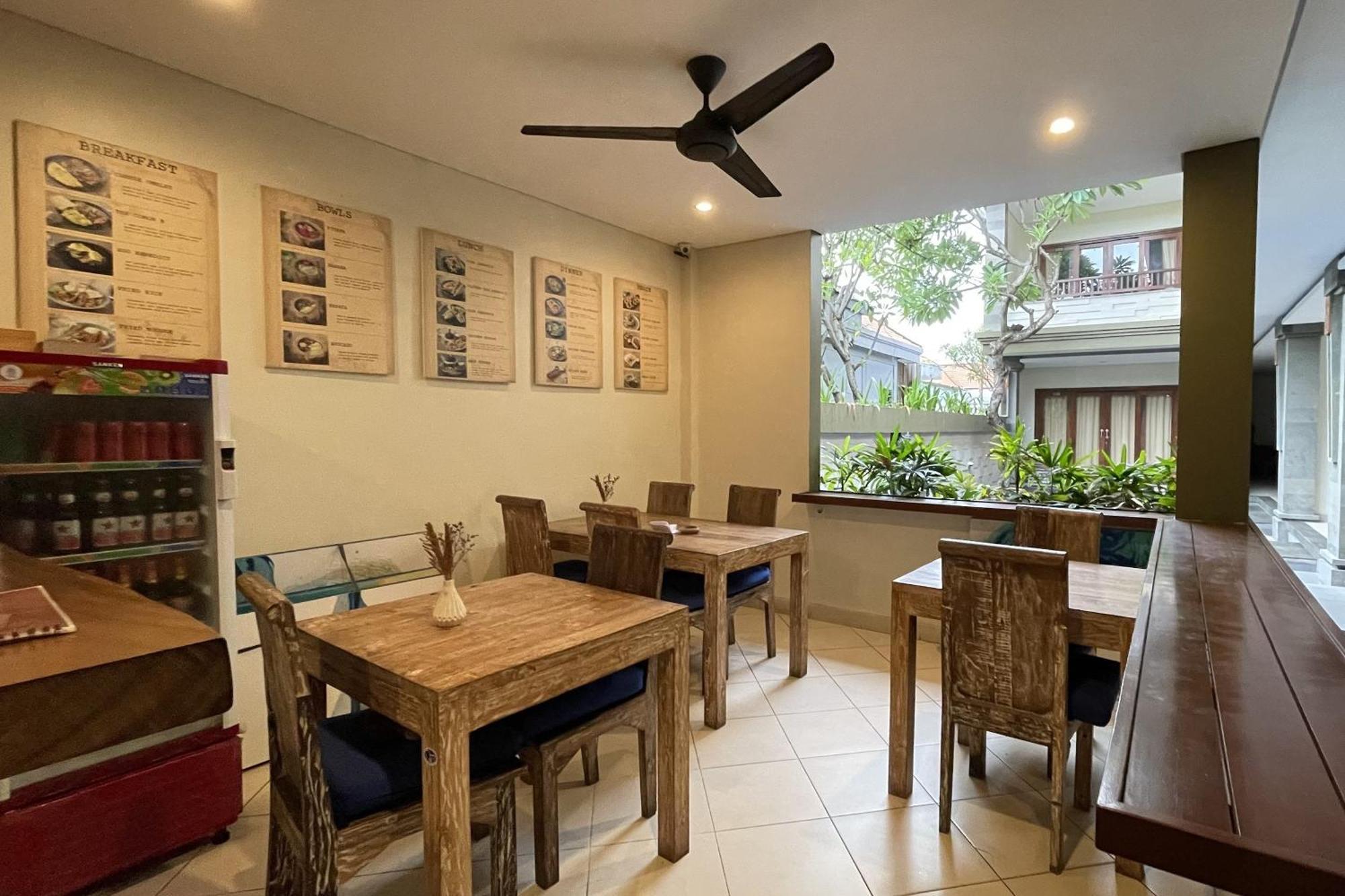 Singgah Hotel Seminyak (Bali)