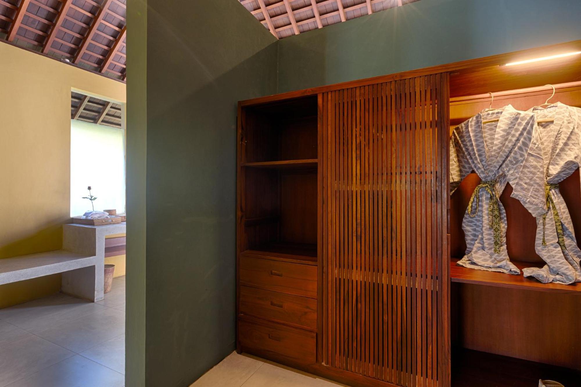 Temuku Villa *