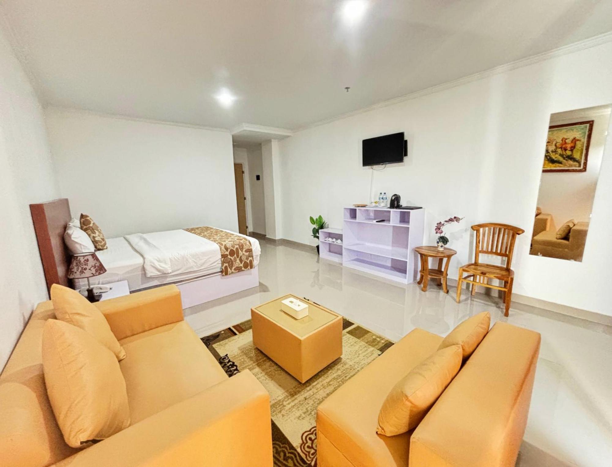 Hotel The Pandan Sari 4*