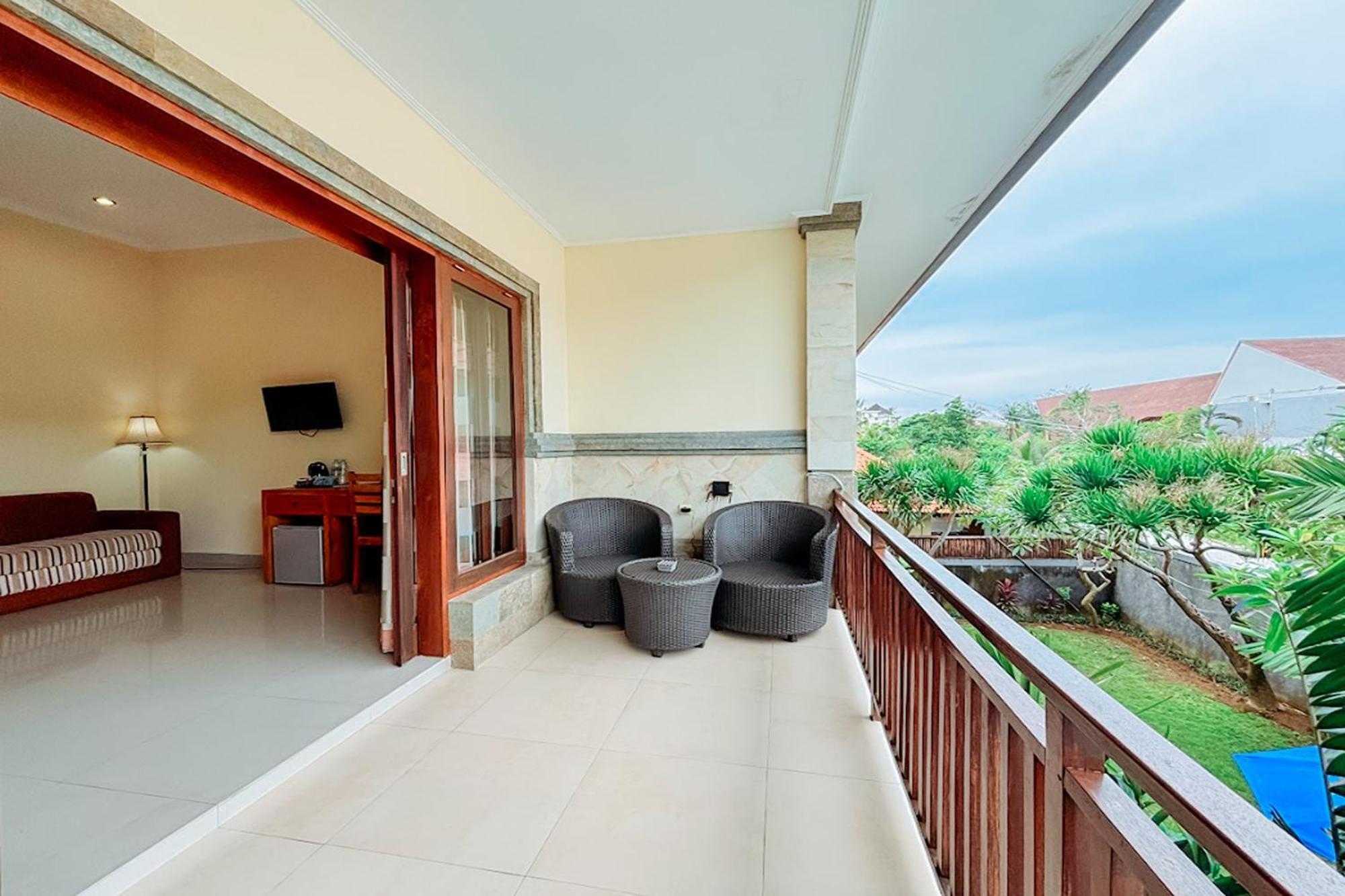 Kubu Petitenget Hotel 3*