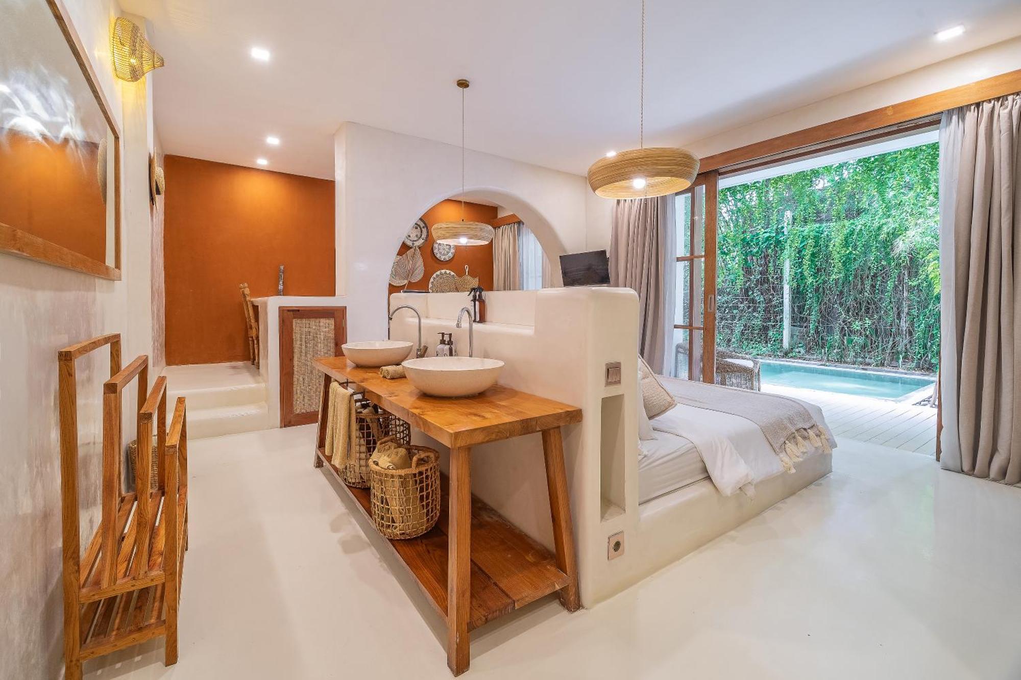 White Goose Boutique Hotel *