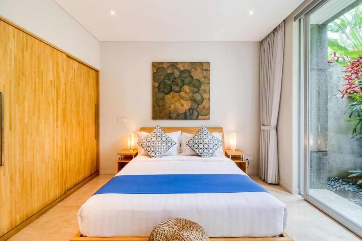 Aramanis Hotel