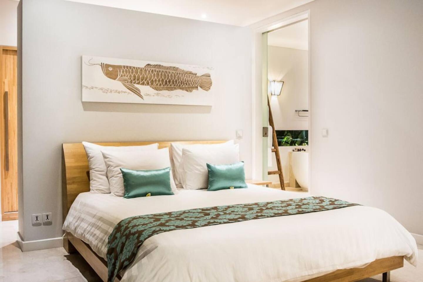 Aramanis Hotel 4*