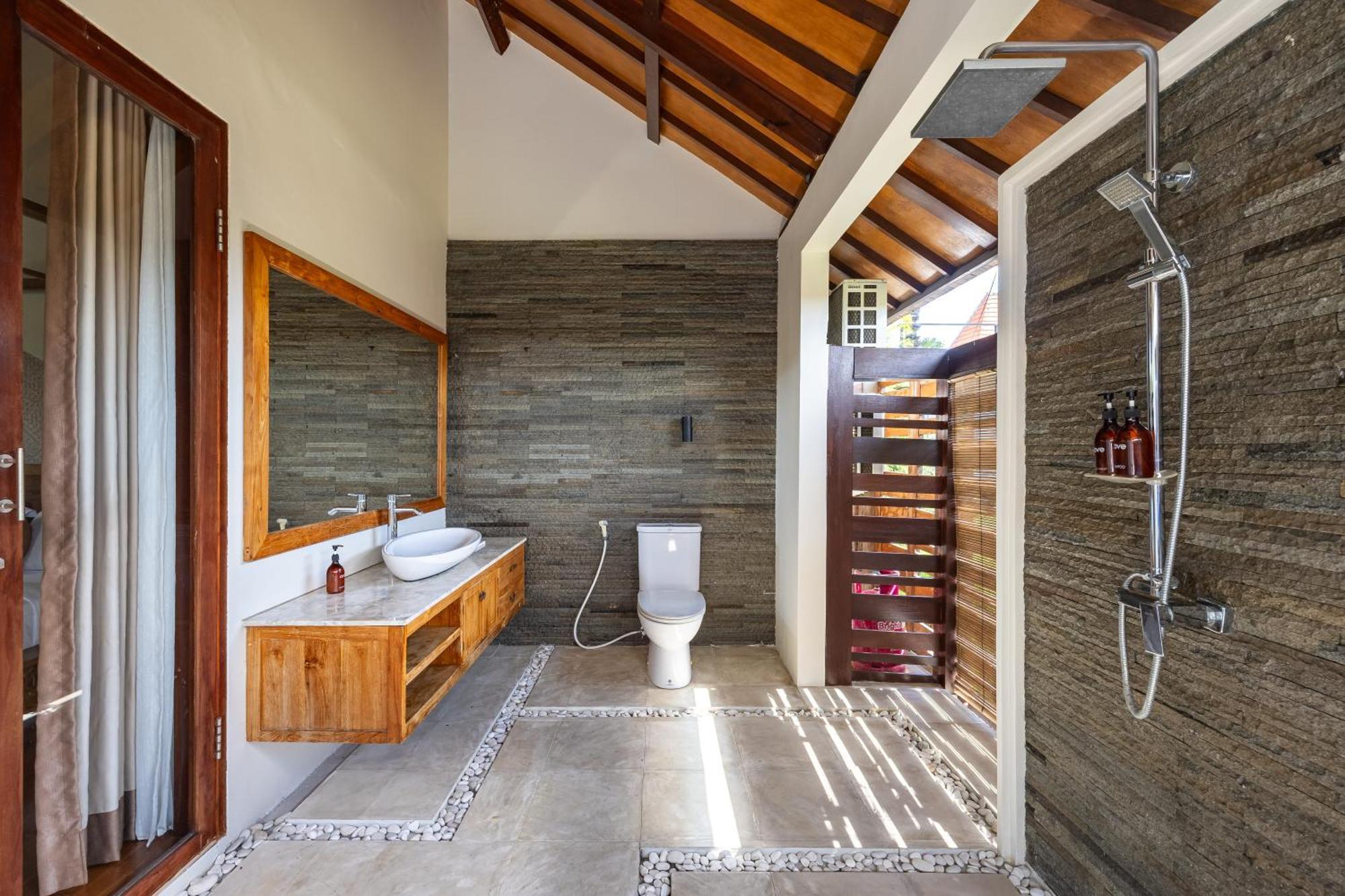 Cove Urbanest 4* Seminyak (Bali)
