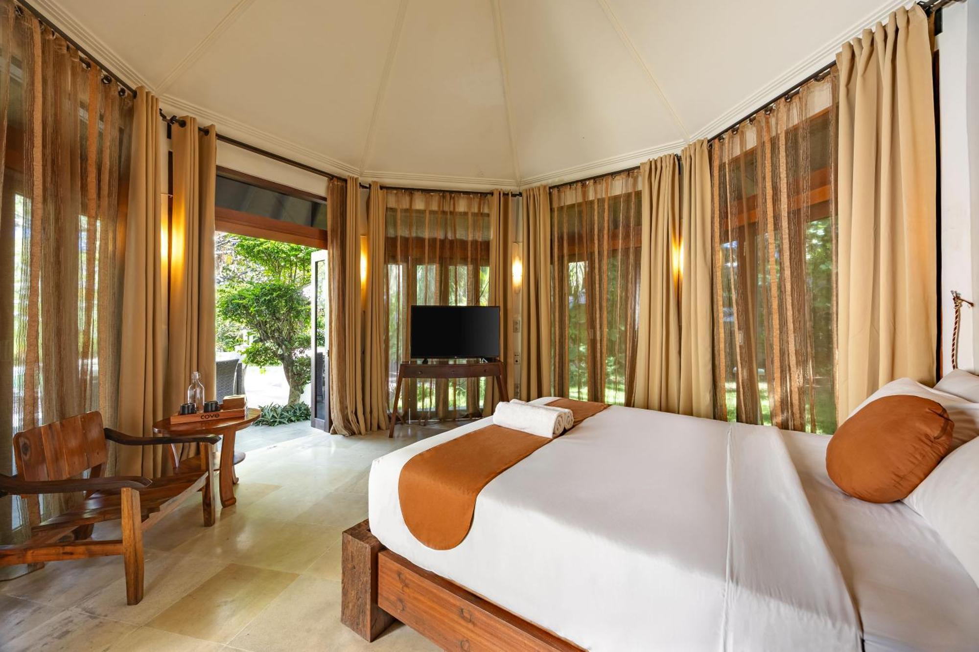 Cove Urbanest Seminyak (Bali)