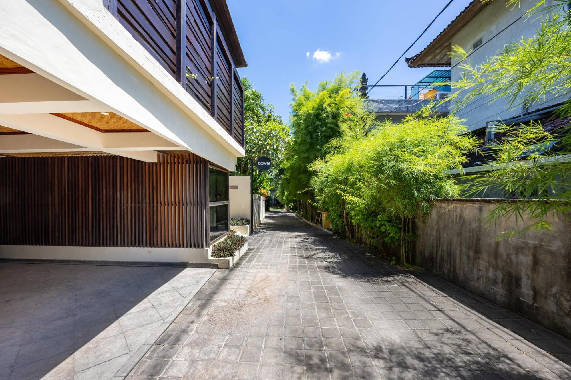 Cove Urbanest Seminyak (Bali)