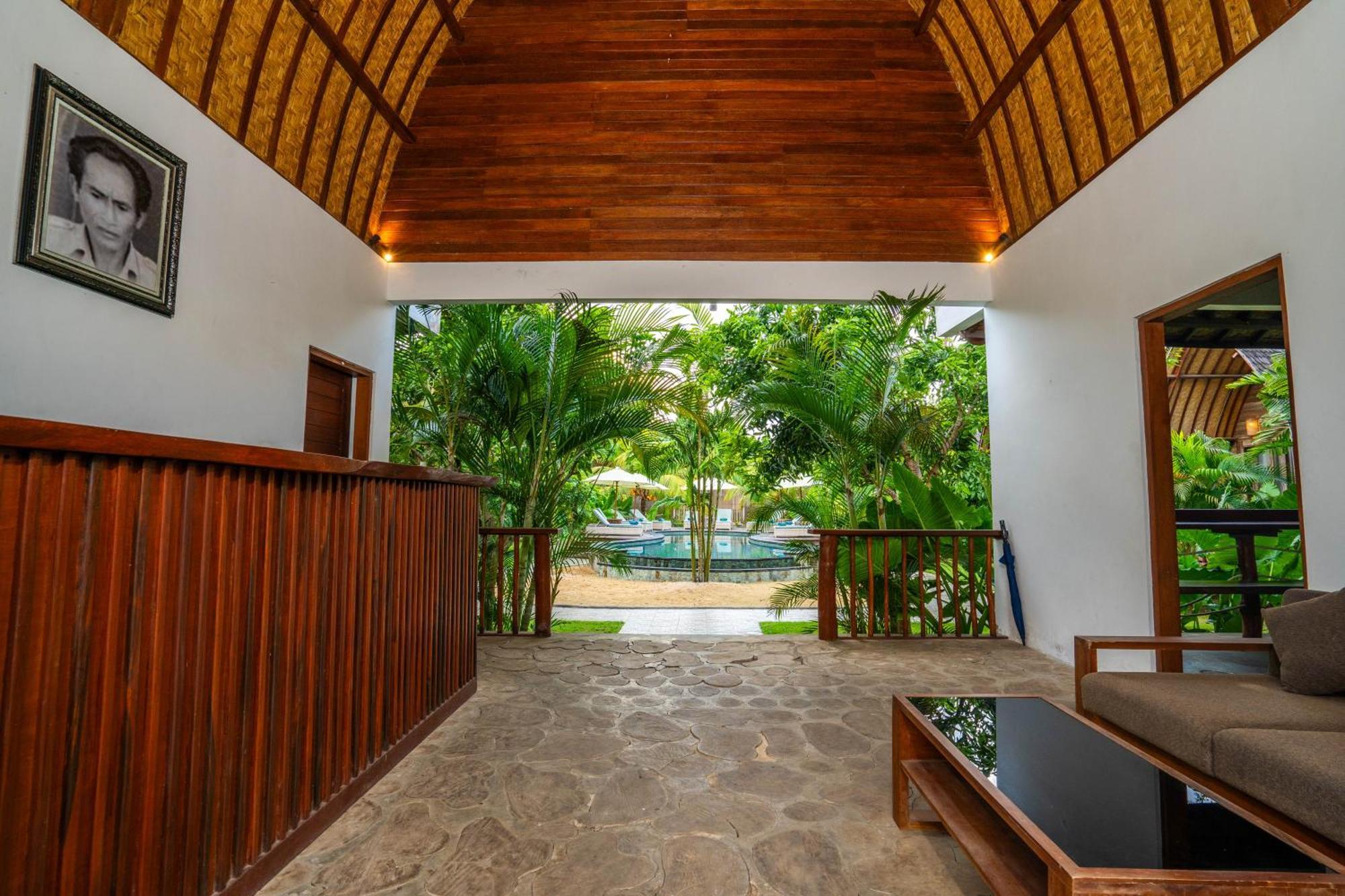Lumbung Bukit Resort 3*