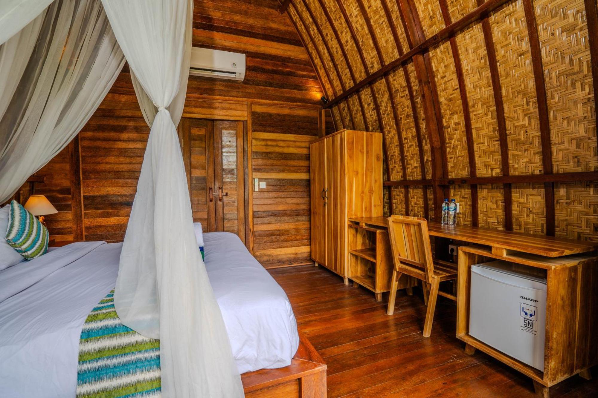 Resort Lumbung Bukit 3*