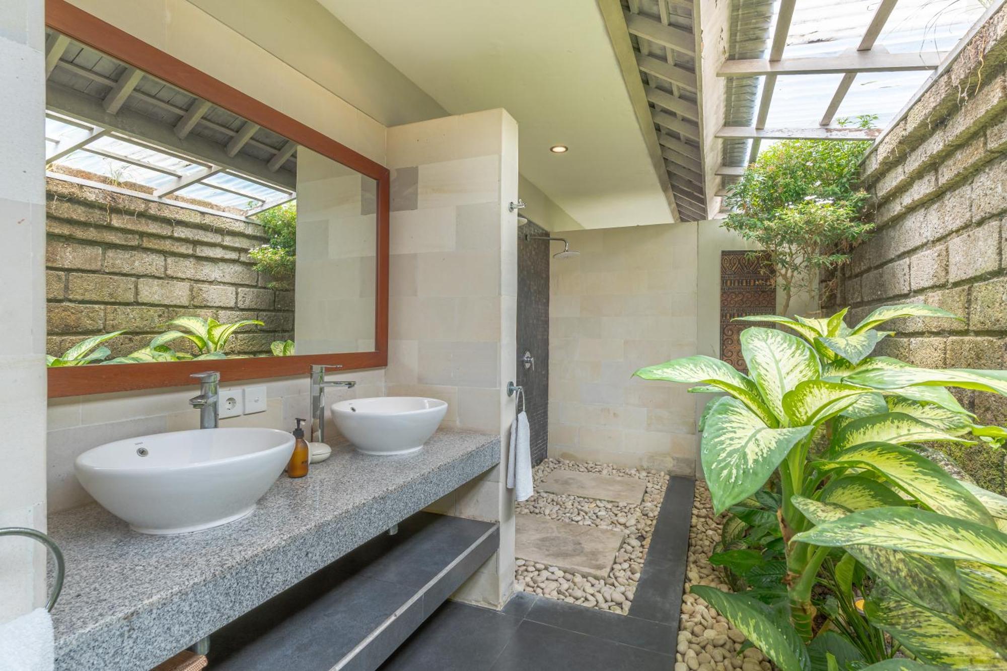 Anyar Estate Villa *
