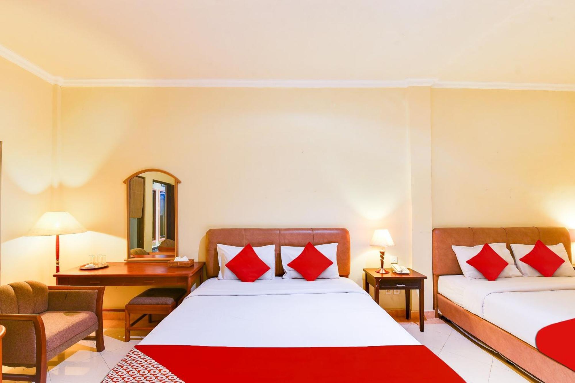 Hotel Super Oyo Townhouse Oak Maxi Legian 3*