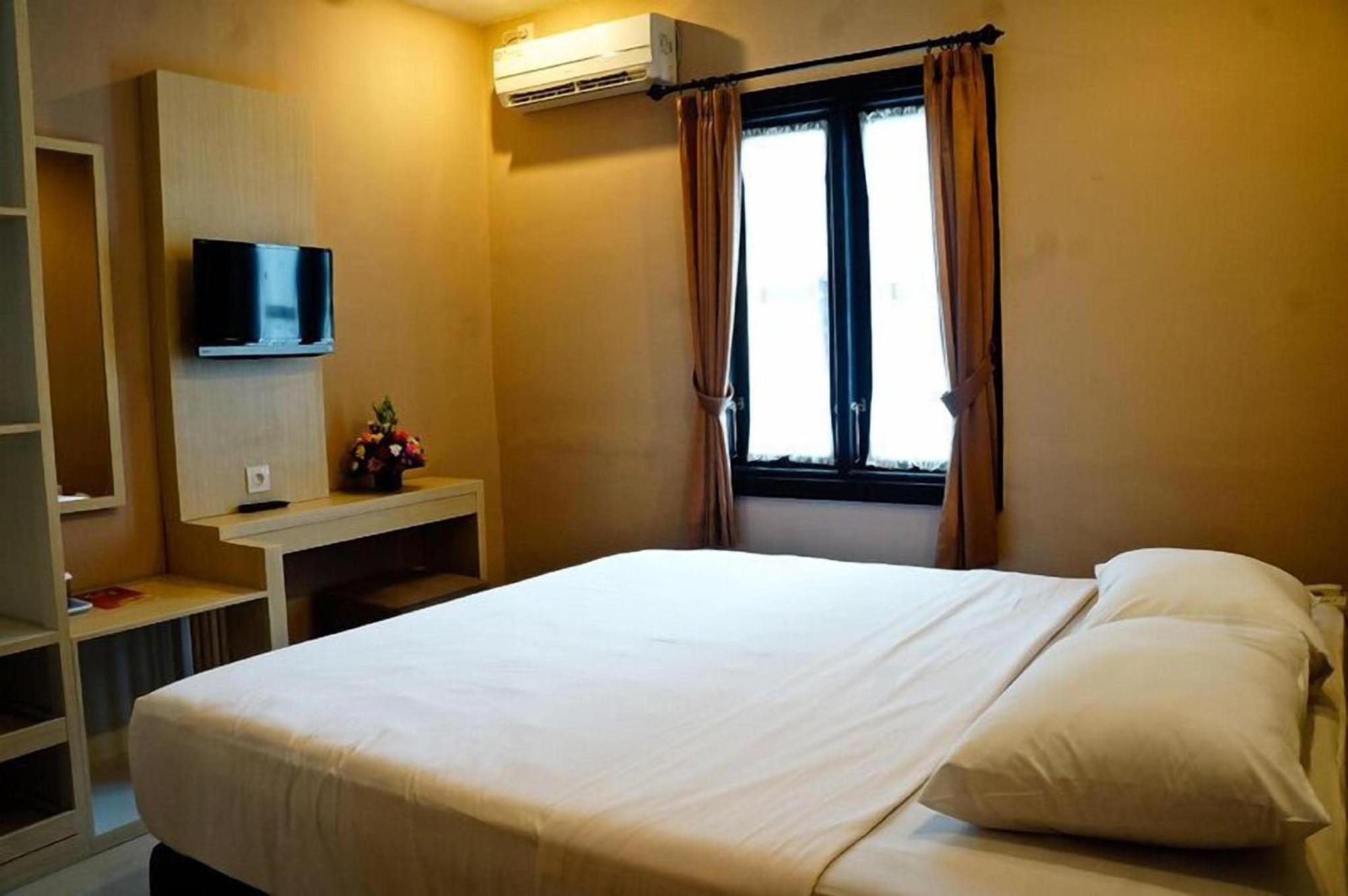 Collection O Near Bajra Sandi Monumen Formerly Grand Puri Ayu Hotel Denpasar (Bali)