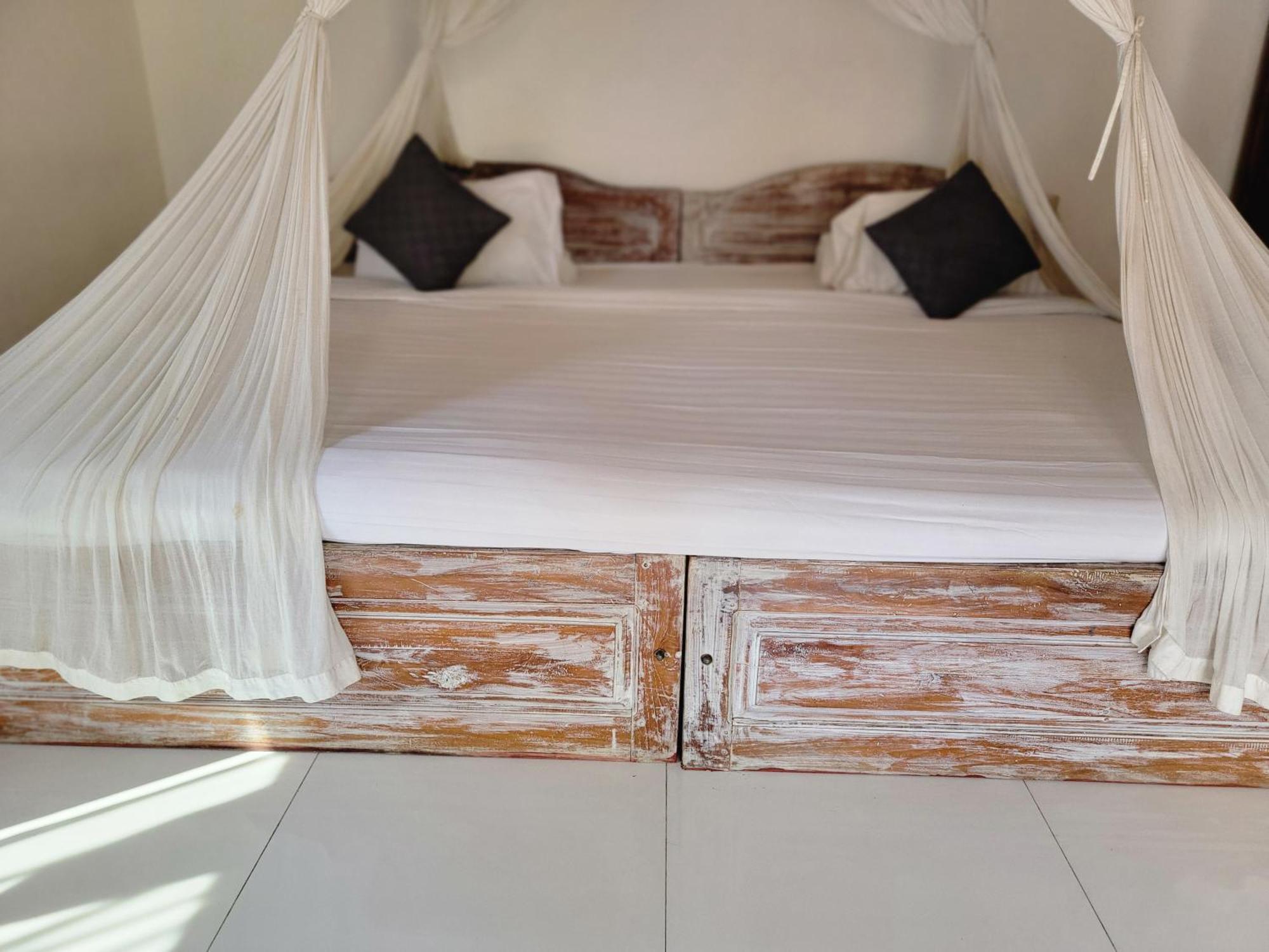 Ananda Jj & Ubud (Bali)