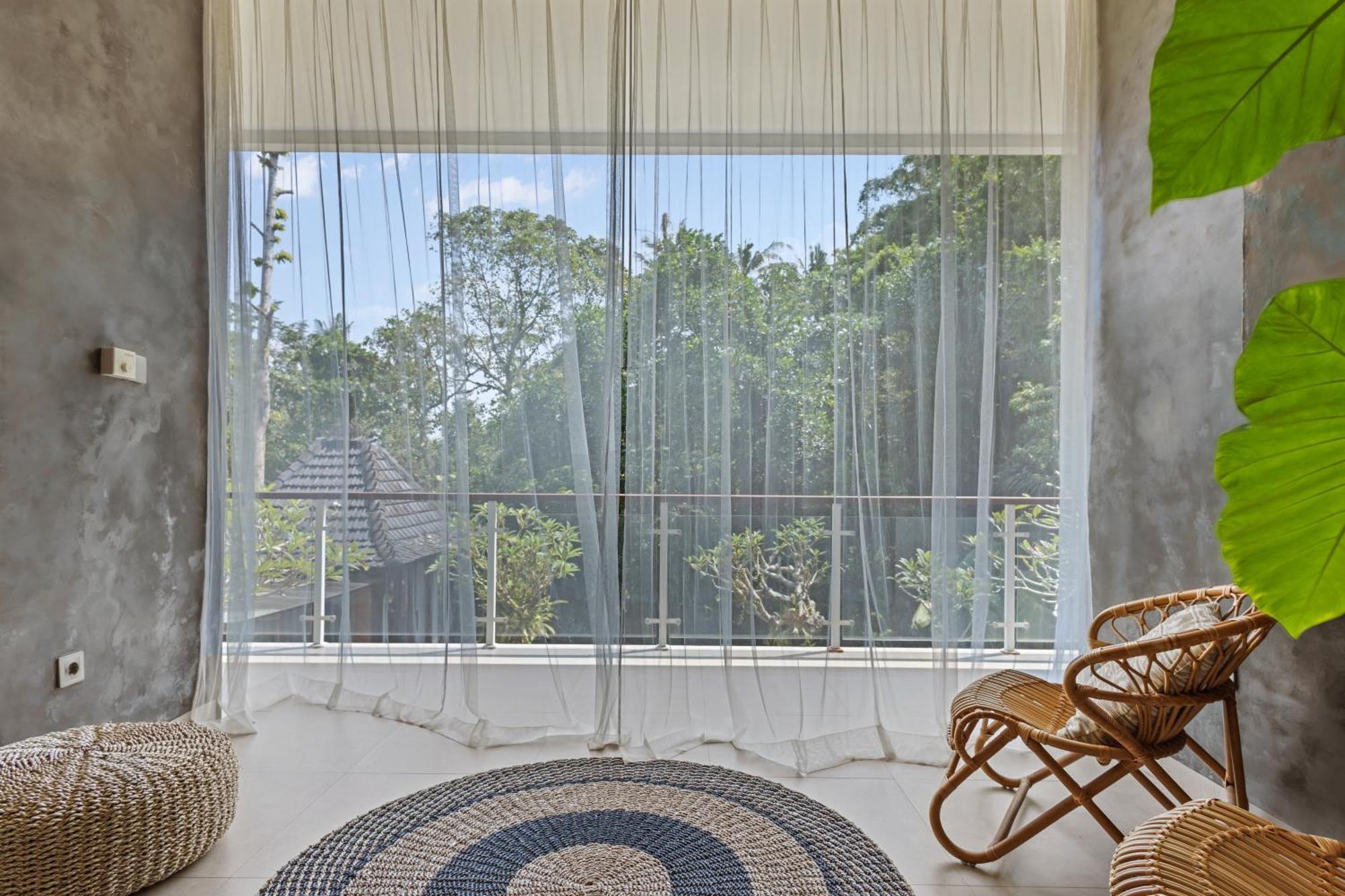 New 4 Bedroom Surrounded By Jungle And Ricefields Villa *
