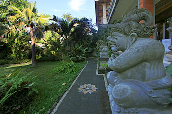 Tanah Semujan Ubud (Bali)