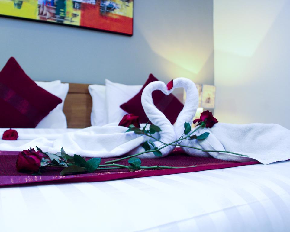 Delu & 4* Kerobokan (Bali)