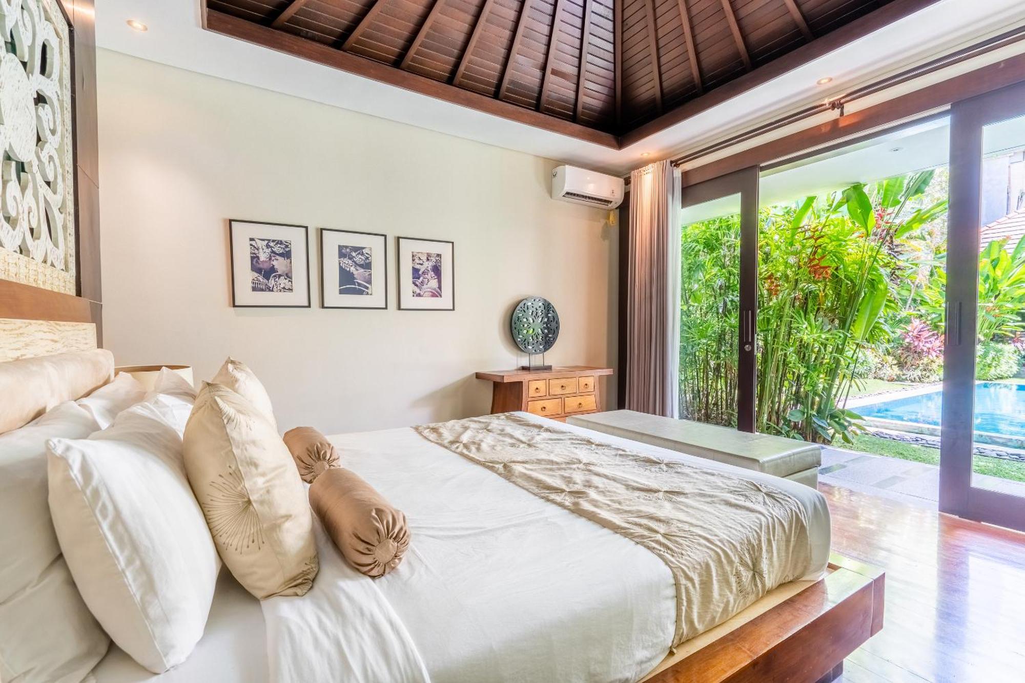 Villa Kejora Beachfront *