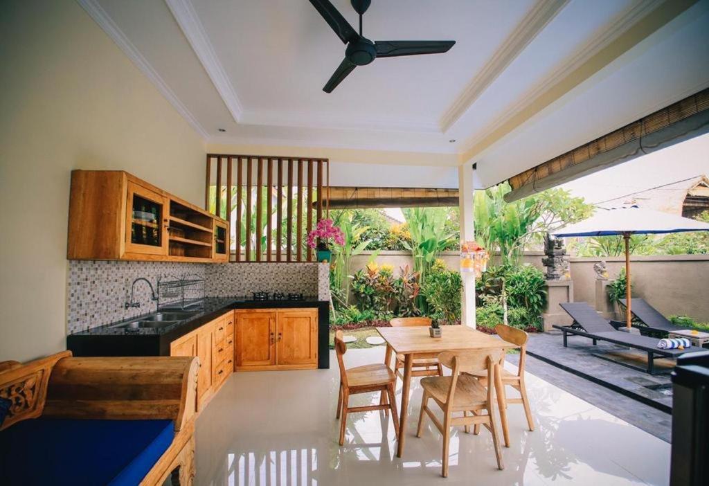 Villa Rumah Karda