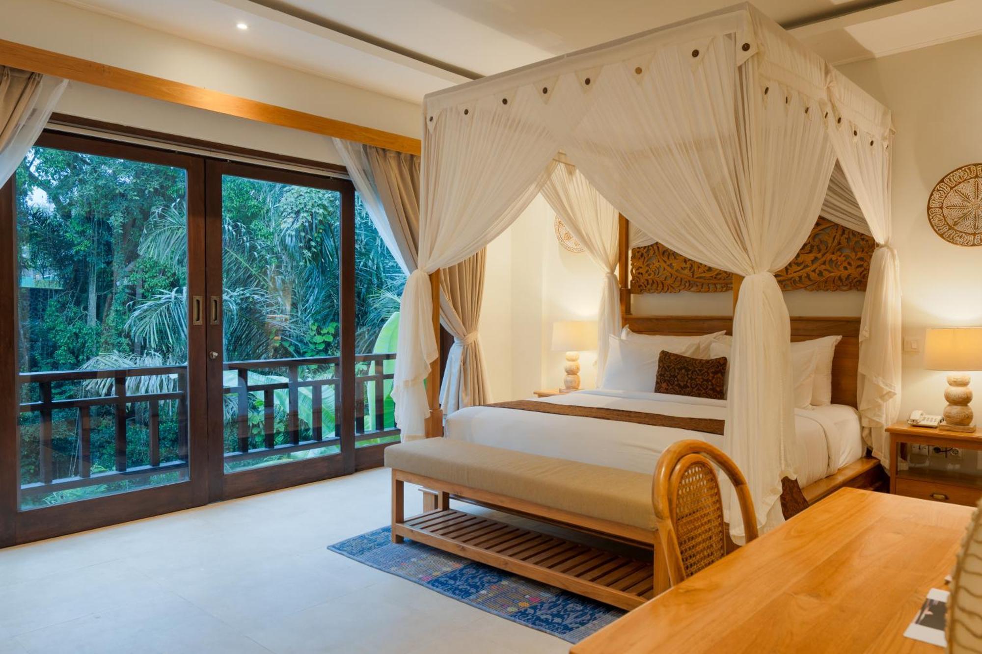 Vije Boutique & Hotel 4*