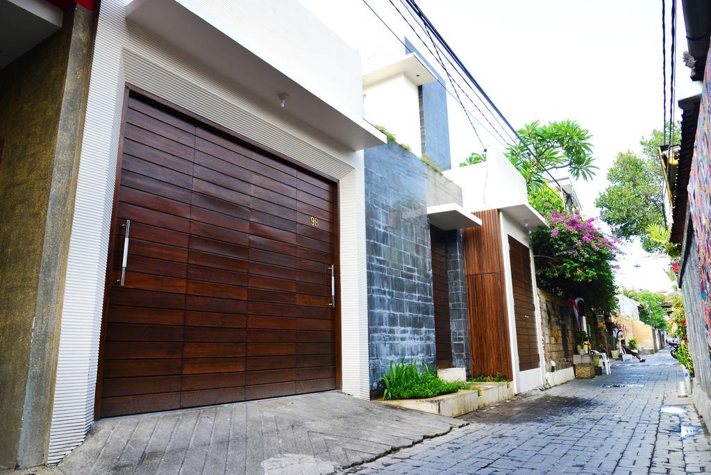 Tentrem Villa Legian (Bali)