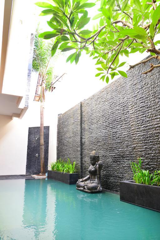 Tentrem Villa *