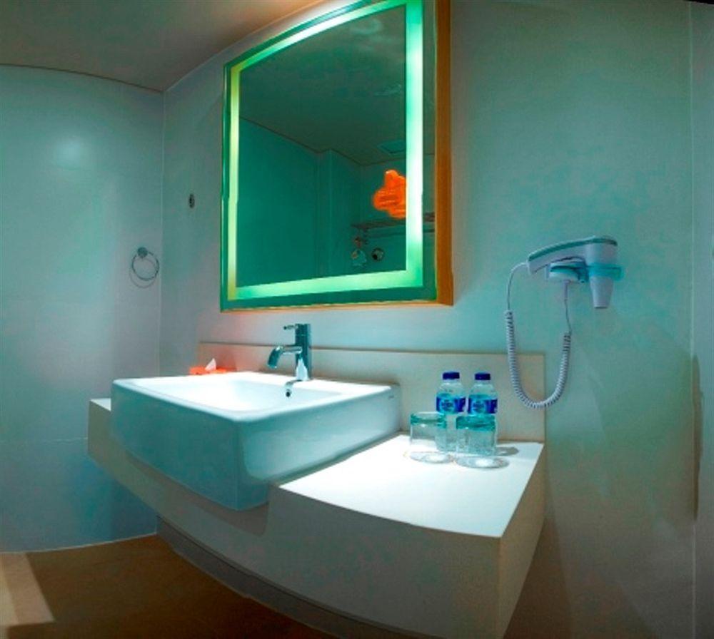 Hotel Harris Raya Kuta Bali Kuta (Bali)