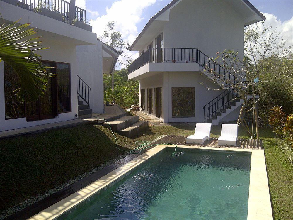 Bombora Surf Camp Wisma tamu