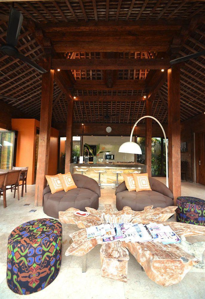 Villa Elegant Casabianca - Tropical Pool & Garden, Near Potato Head Club! *