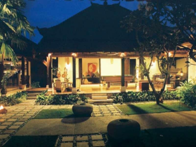 Villa Kampung Kecil Seminyak Apartemen BALI