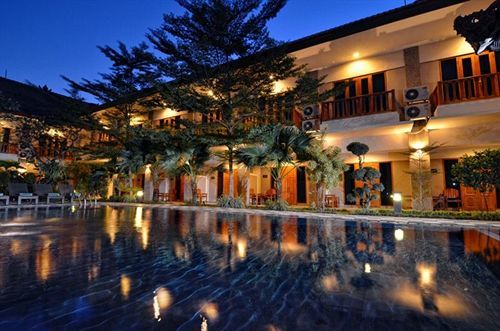 Taman Rosani & Seminyak (Bali)