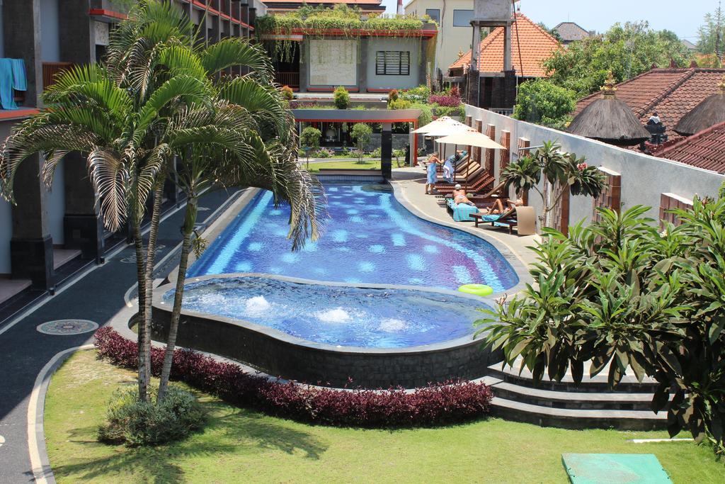 Grand Sinar Indah 3* Legian (Bali)