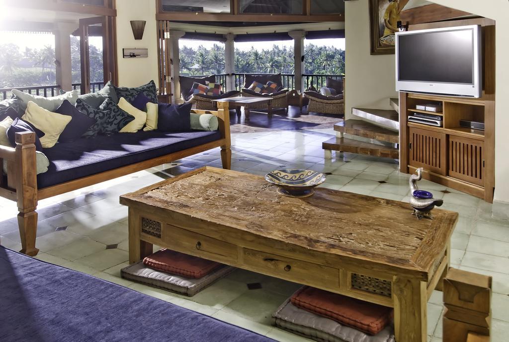 Anyar Estate Villa *