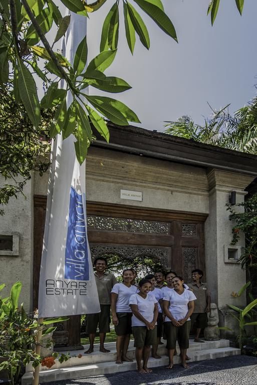 Villa Anyar Estate *