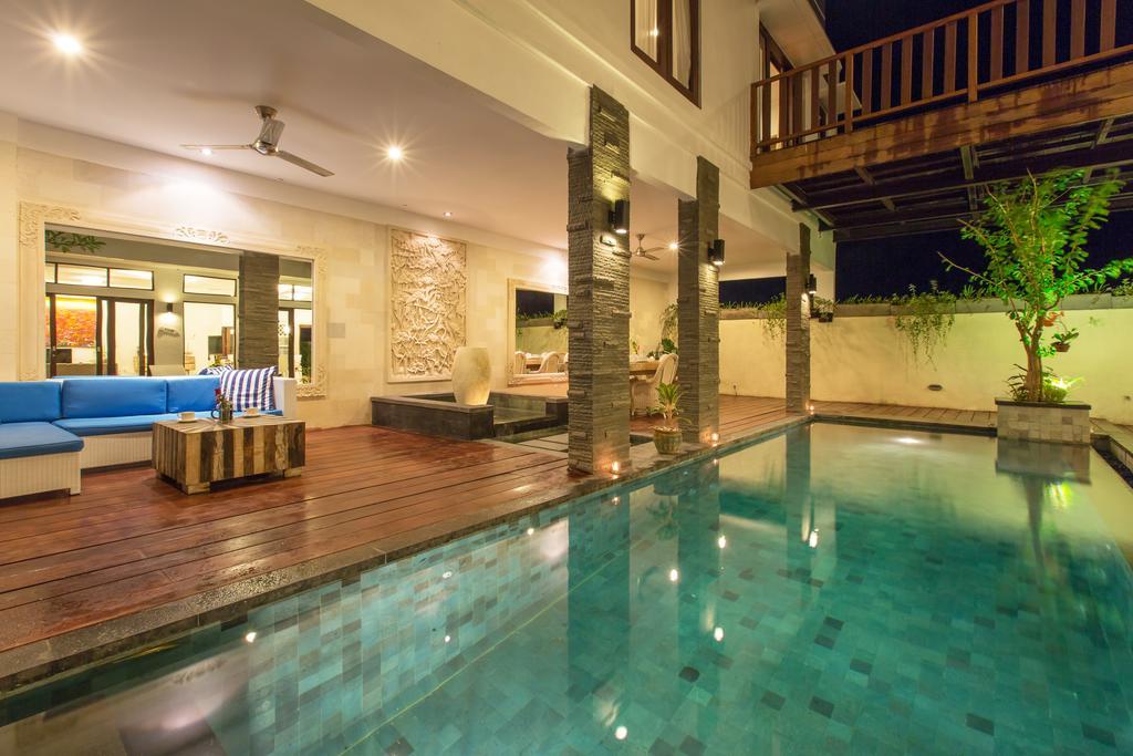 Club Corner By Nagisa Bali Villa *