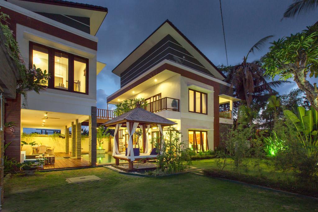 Club Corner By Nagisa Bali * Canggu (Bali)