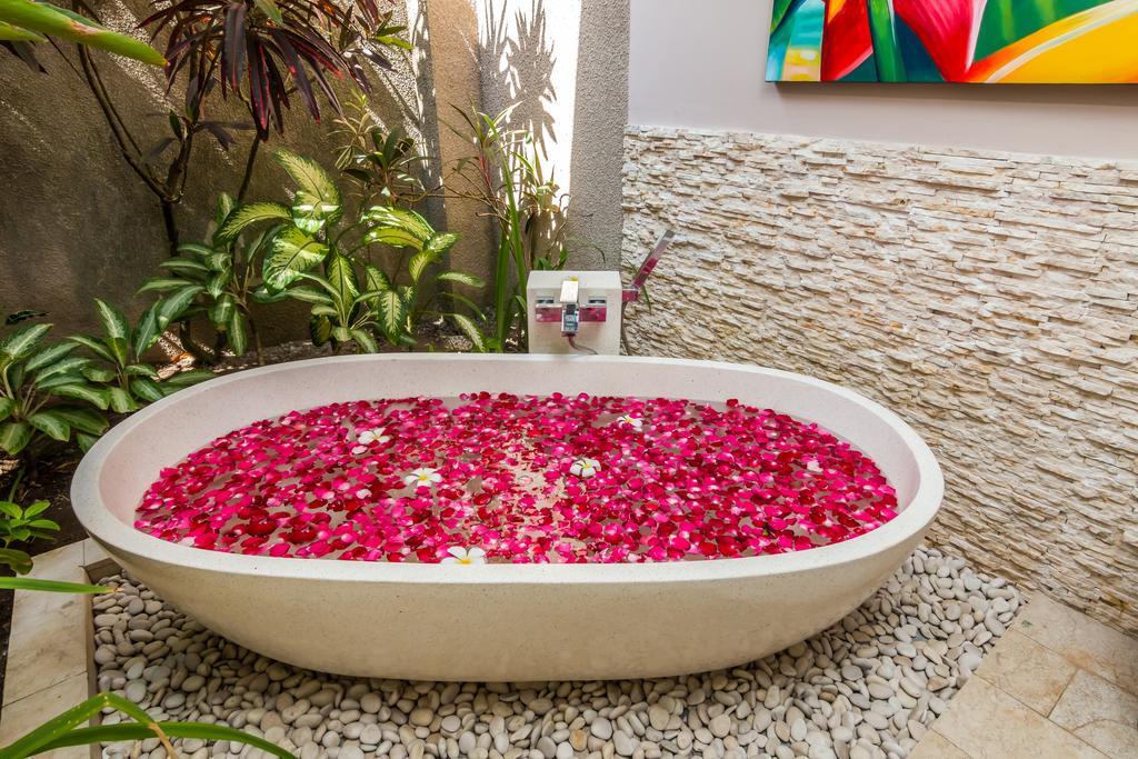 Essence * Seminyak (Bali)