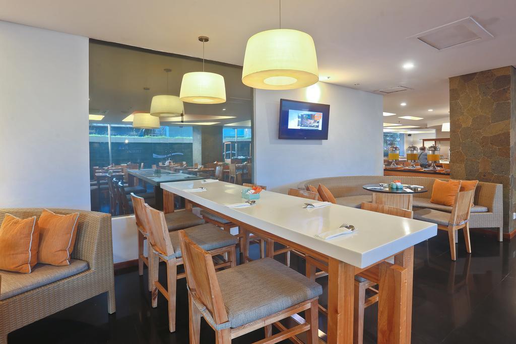 The Jimbaran View 4*