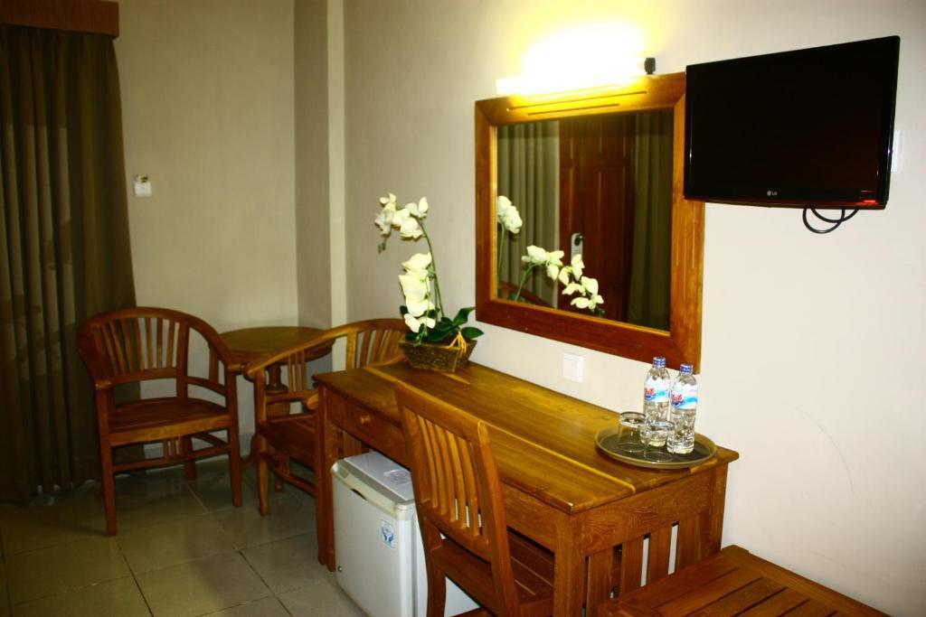 Taman Rosani & Hotel