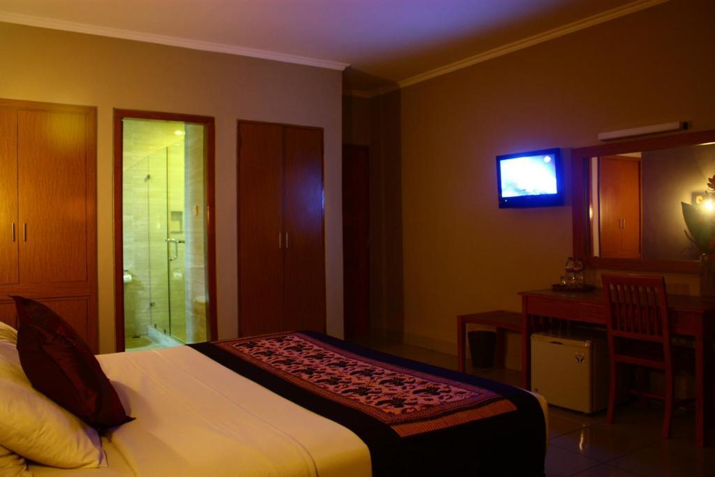 Taman Rosani & Seminyak (Bali)