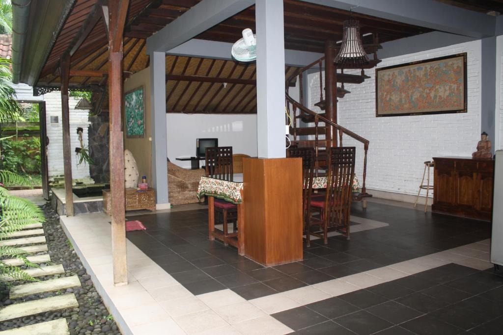 De Puspa Guest house