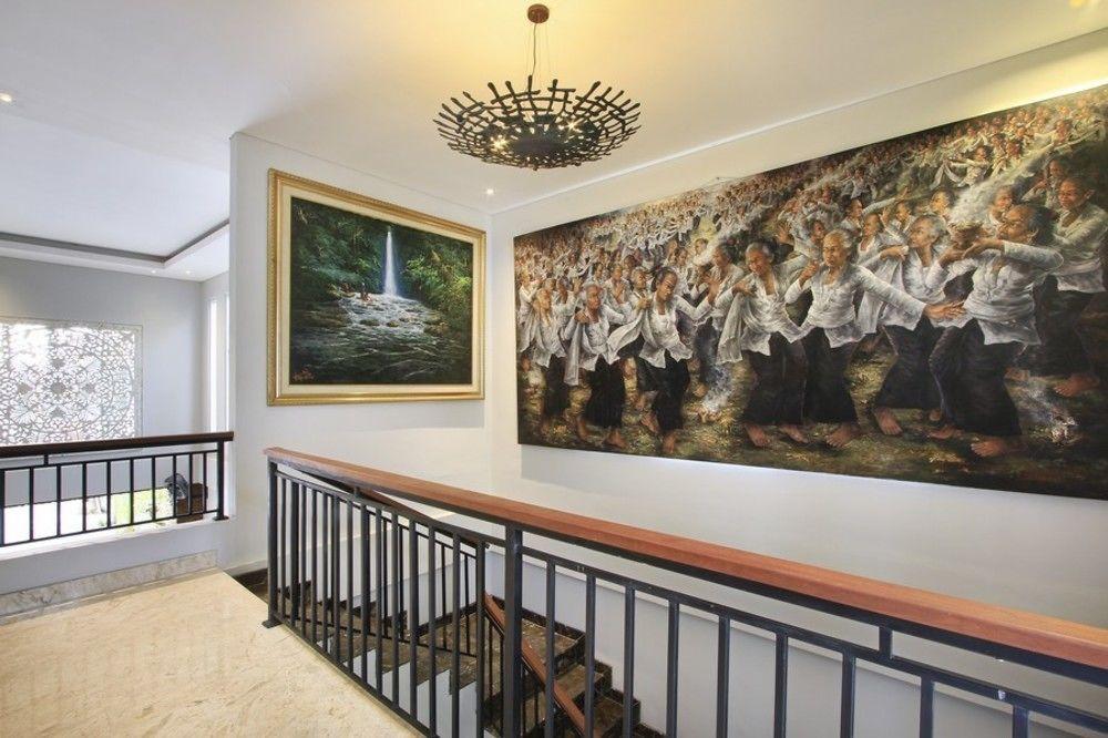 Puri Padma Hotel 3*