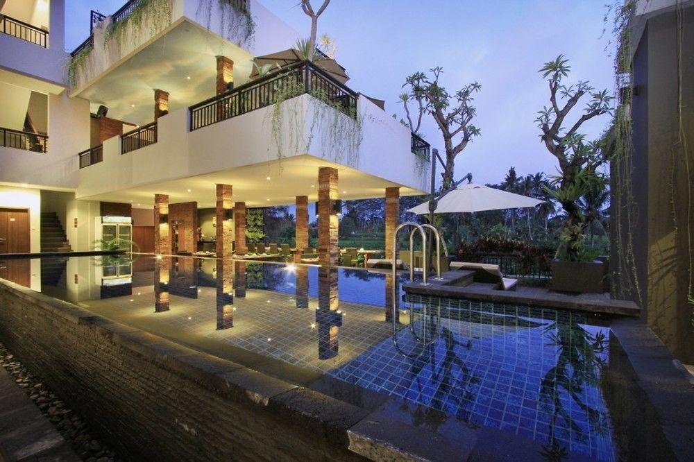 Puri Padma Hotel
