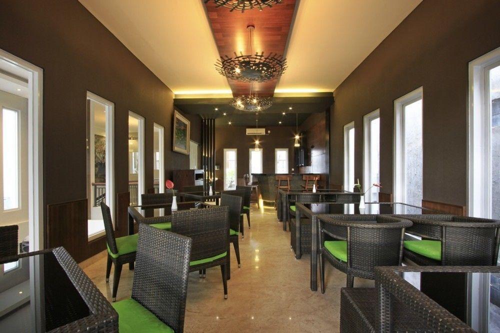 Puri Padma 3*