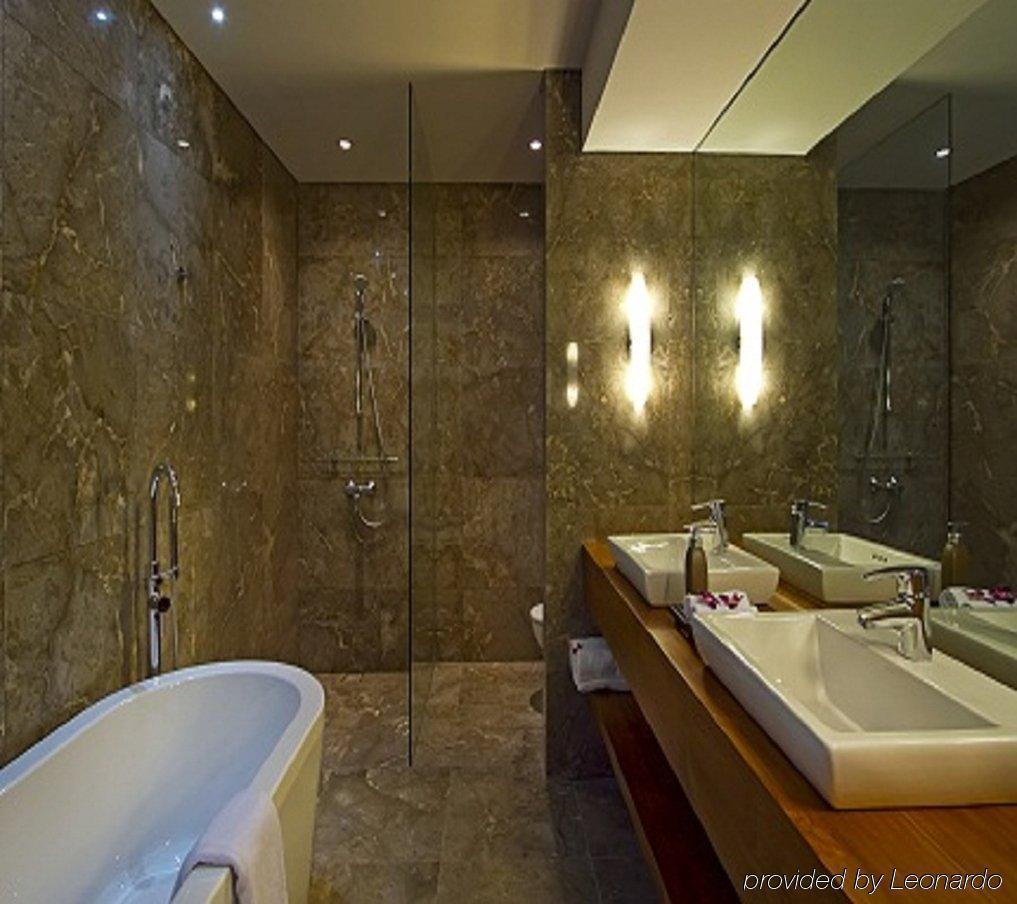 Semara & 4* Seminyak (Bali)