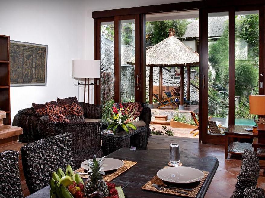 Awang Awang Villa *