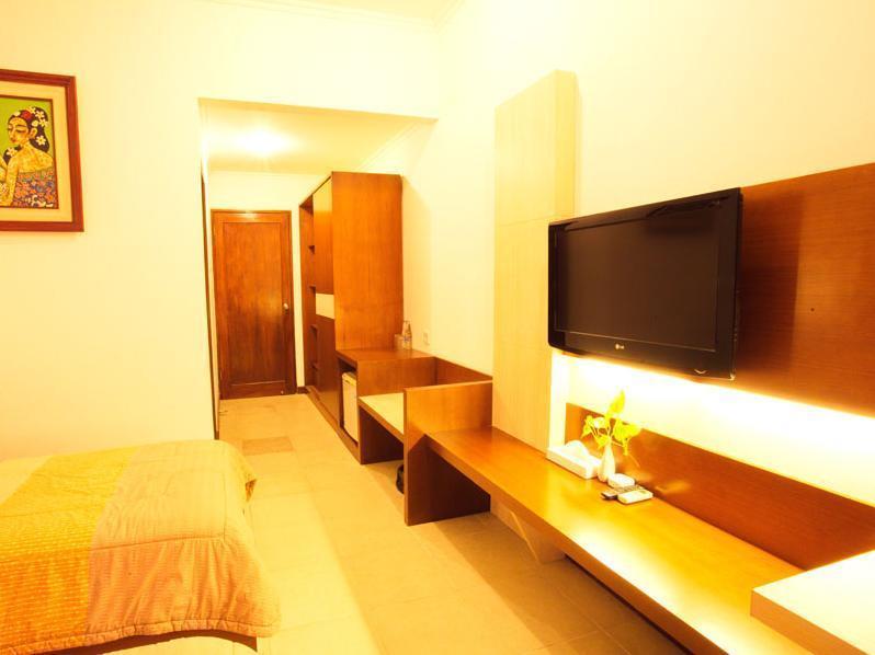 Bunga Hotel