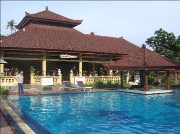 Bakung 3* Kuta (Bali)
