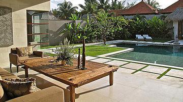 Nyaman Villa